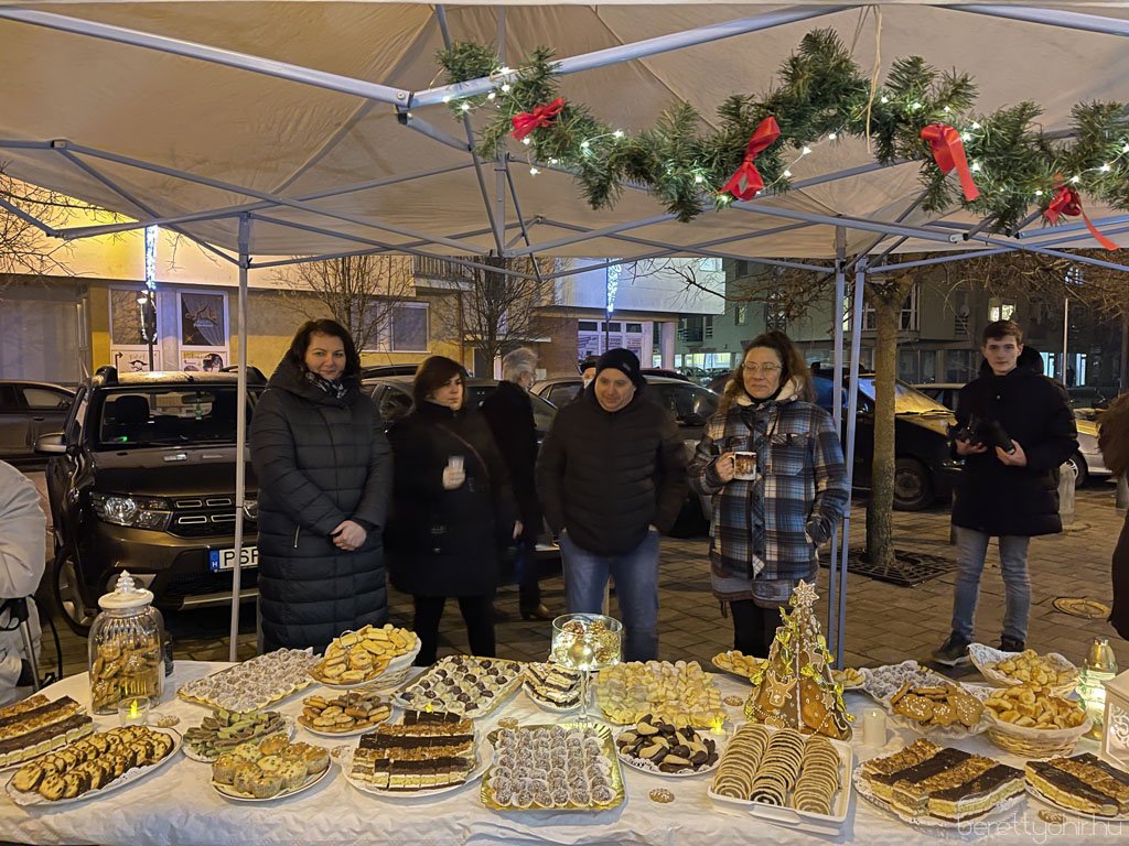 Fellobbant a szeretet lángja 26